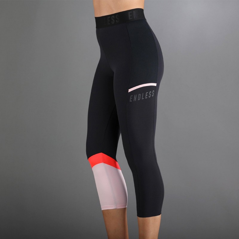 Endless Line Pocket 7/8 svart ros tights Endless Line Pocket 7/8 svart ros tights