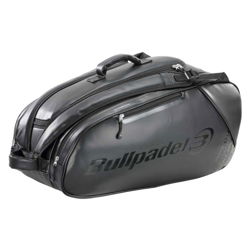 Bullpadel BPP-24016 casual svart 2024 Padelväska Bullpadel BPP-24016 casual svart 2024 Padelväska