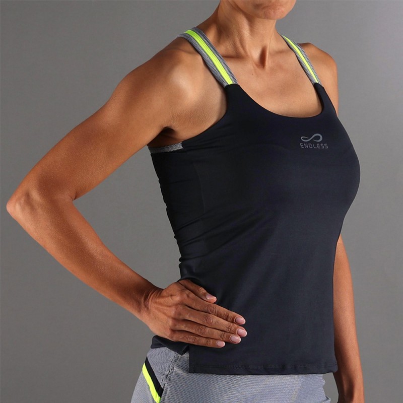 Endless Glow svart t-shirt Endless Glow svart t-shirt