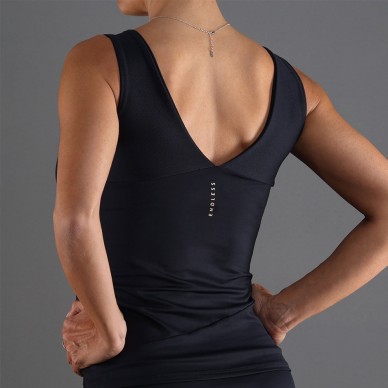 Endless Curve svart t-shirt