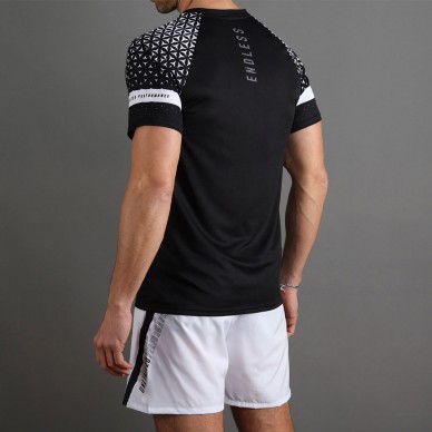 Endless Feisty Geo svart vit t-shirt