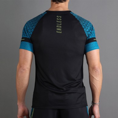 Endless Feisty Geo svart oljig t-shirt