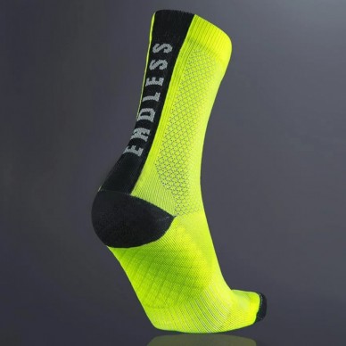 Endless S.O.X Medium gula socks