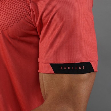 Endless Ace Peak röd t-shirt