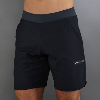 Endless Swift svart short