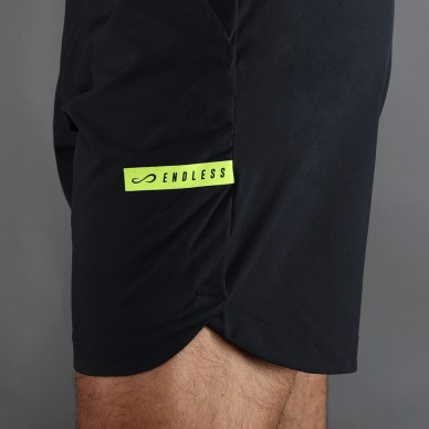 Endless Swift svart gul sweatshirt short