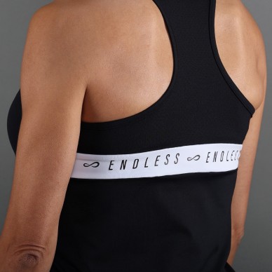 Endless Allure svart t-shirt