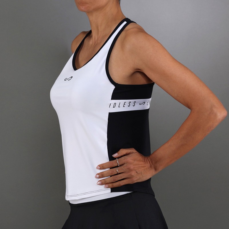 Endless Allure vit svart T-shirt